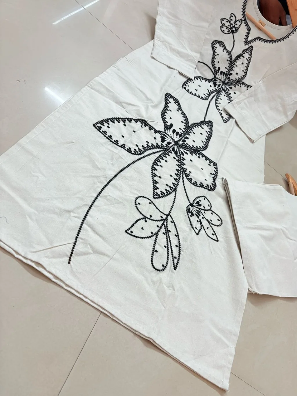 Cream Cotton Suit with Black Thread Embroidery - Image 2